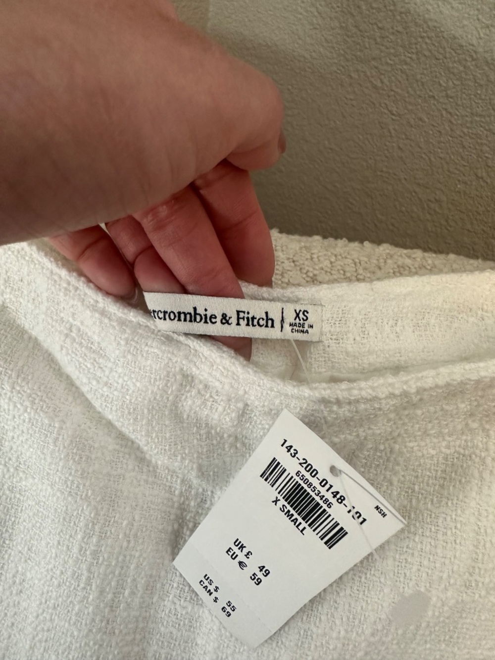 NWT ABERCROMBIE - White Tweed Skort, XS - Picture 3 of 3